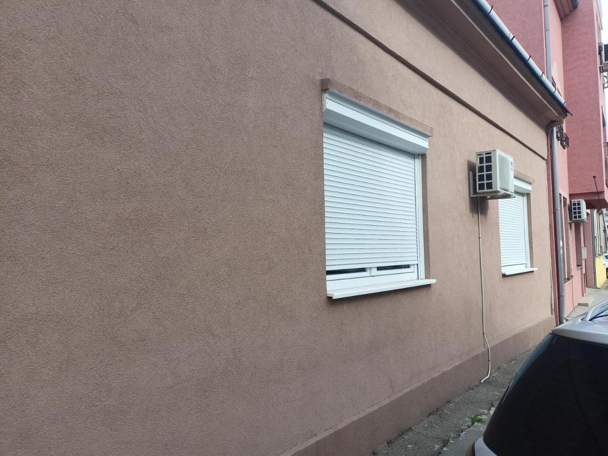 Apartment Dunja Center Welcome Novi Sad Exterior foto