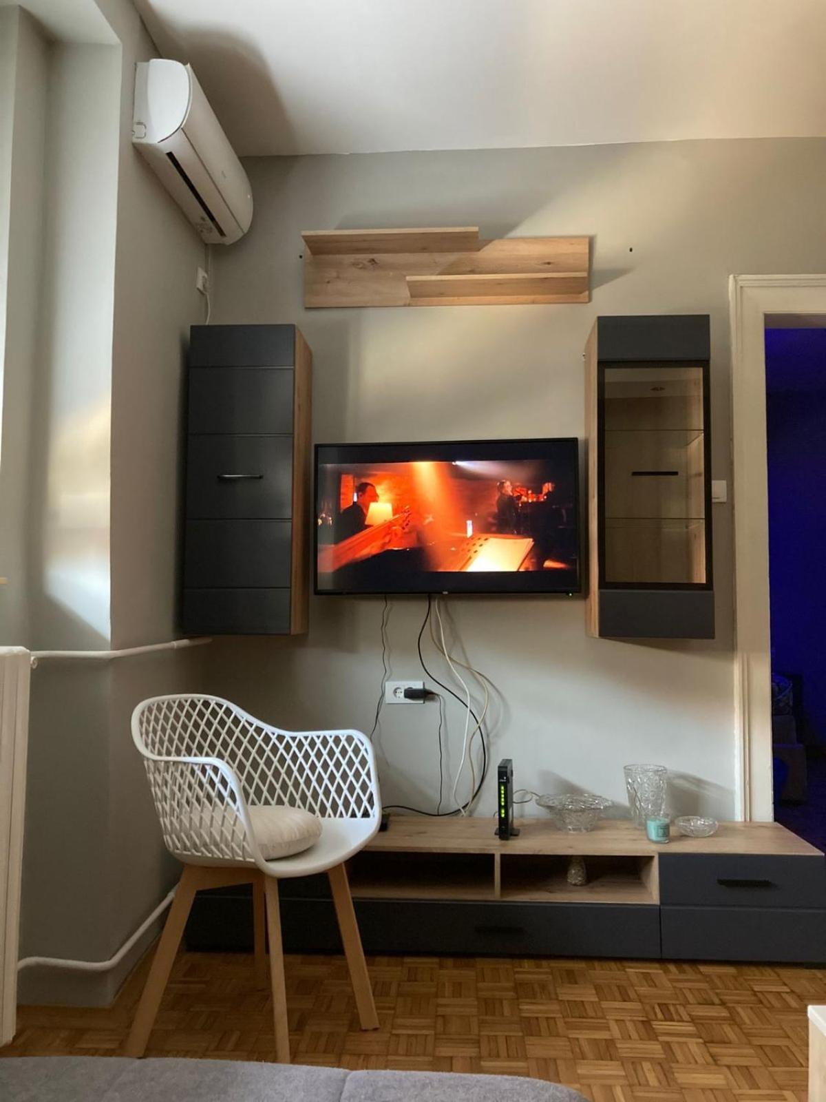 Apartment Dunja Center Welcome Novi Sad Exterior foto